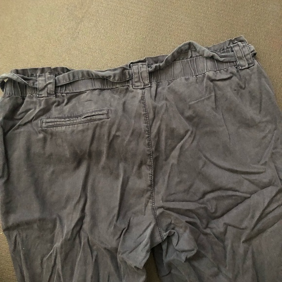 Navy under bump maternity trousers from Seraphine - Picture 3 of 4